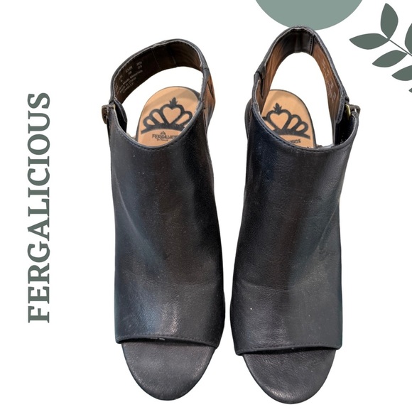🛍️3/$40 Fergalicious by Fergie Black Camille Block Heeled Sandals Open Toe – 8M - Picture 4 of 7